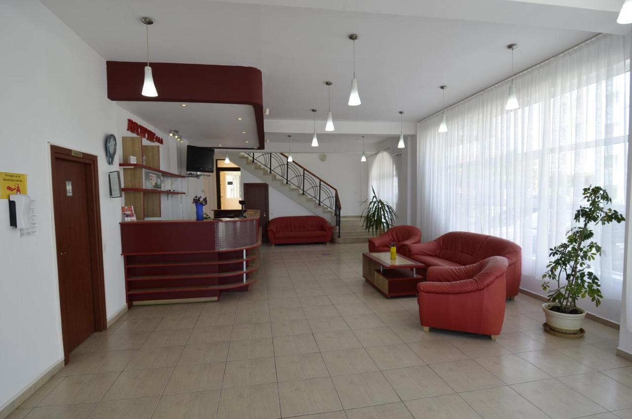 Hotel Intim Costinești Kültér fotó