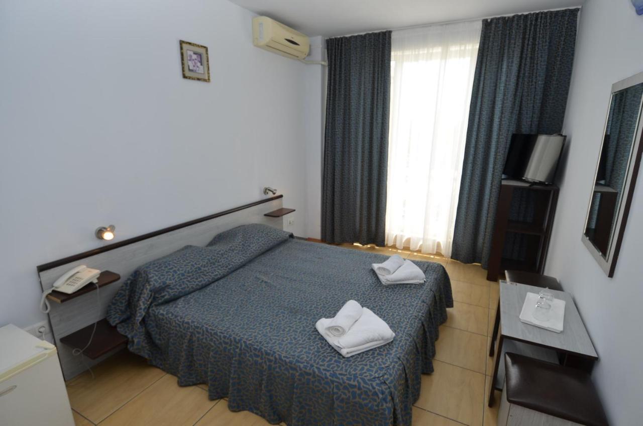 Hotel Intim Costinești Kültér fotó