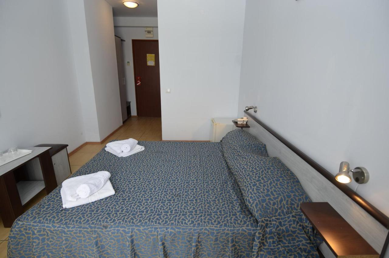 Hotel Intim Costinești Kültér fotó